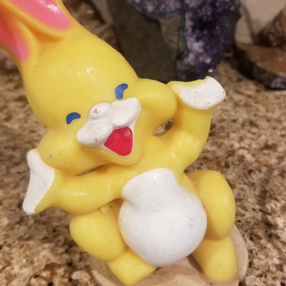 Fun Yellow and Pink GURLEY EASTER Bunny Candle - Picture 8 of 16